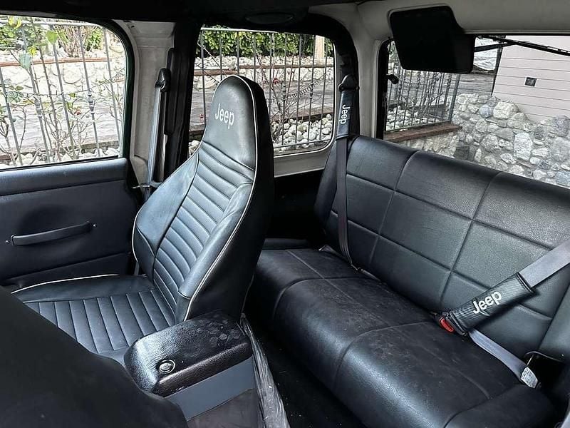 Occasion Jeep Wrangler 118 ch (86 kW) 1997 SUV