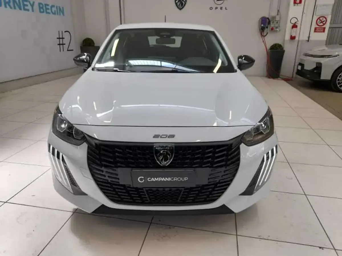 Usata Peugeot 208 Style 101 CV (74 kW) 2026 Bianco Utilitaria