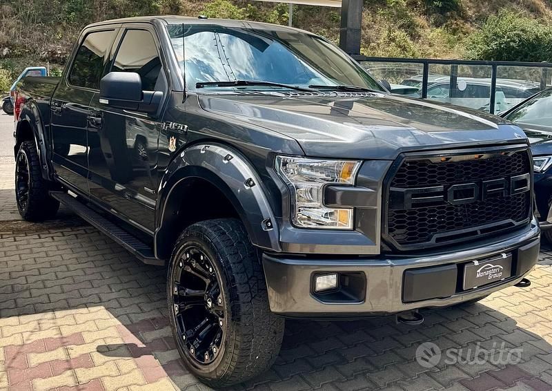 Usata Ford F-150 329 CV (241 kW) 2017 Grigio Pick-up