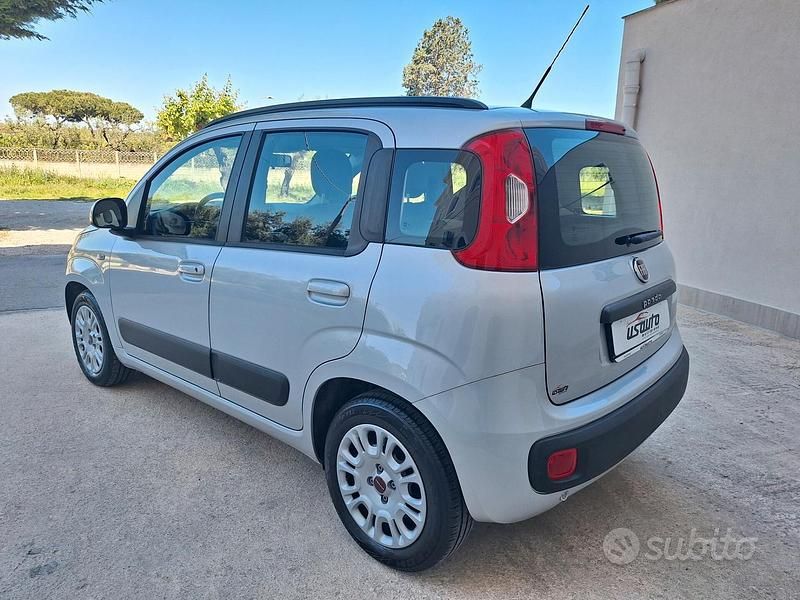 Usata Fiat Panda Lounge 69 CV (50 kW) 2013 Grigio Utilitaria