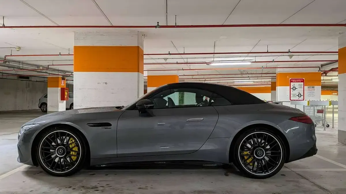 Usata Mercedes SL43 AMG AMG Line Premium Plus 421 CV (309 kW) 2025 Grigio Cabrio