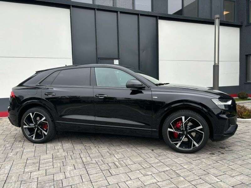 Usata Audi Q8 S-Line 340 CV (250 kW) 2022 Nero SUV