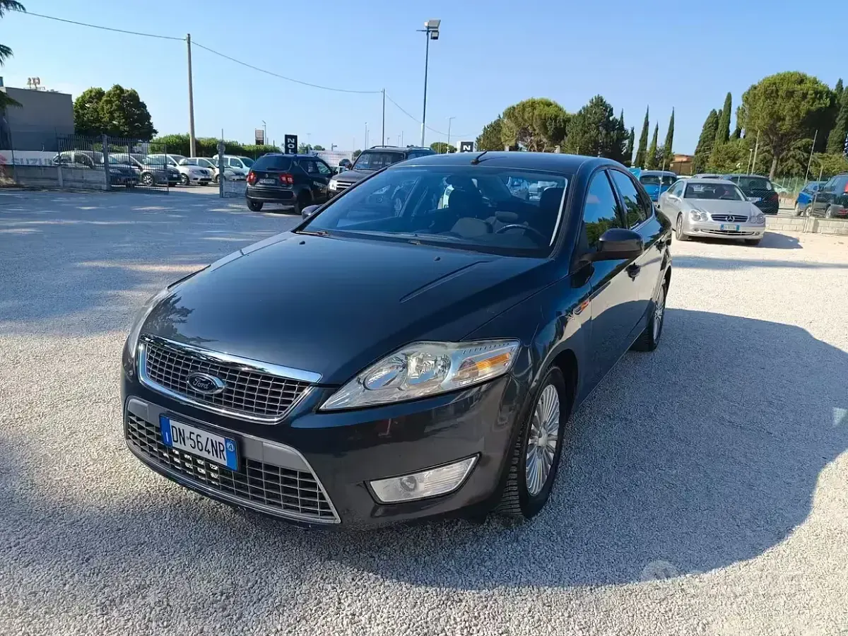 Usata Ford Mondeo 140 CV (102 kW) 2008 Berlina