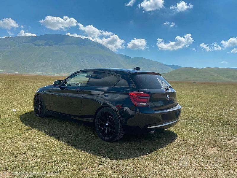 Usata BMW 116 190 CV (139 kW) 2013 Nero Utilitaria