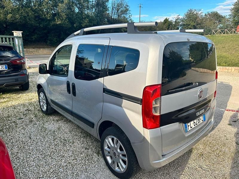 Usata Fiat Qubo Lounge 69 CV (50 kW) 2018 Argento Monovolume