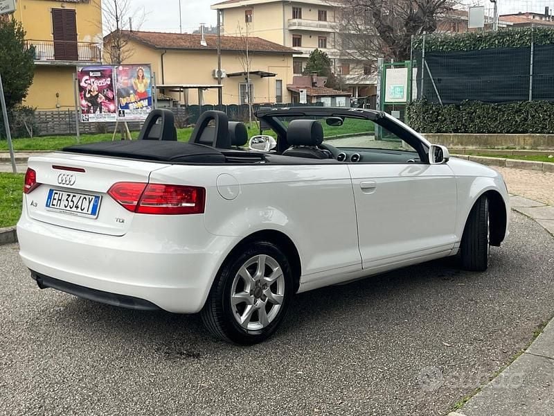 Usata Audi A3 Cabriolet Young 105 CV (77 kW) 2011 Bianco Cabrio