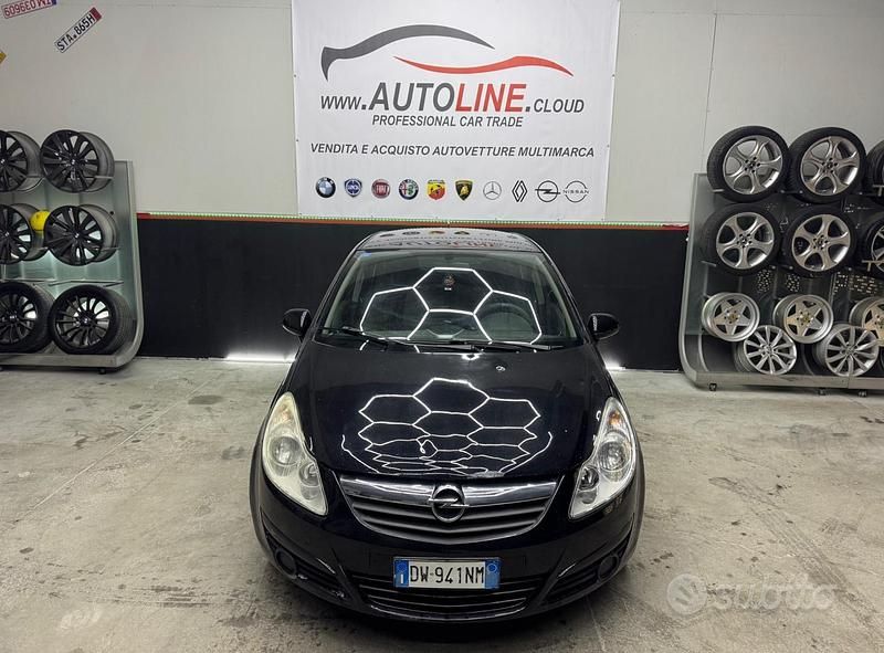 Usata Opel Corsa 80 CV (58 kW) 2009 Nero Utilitaria