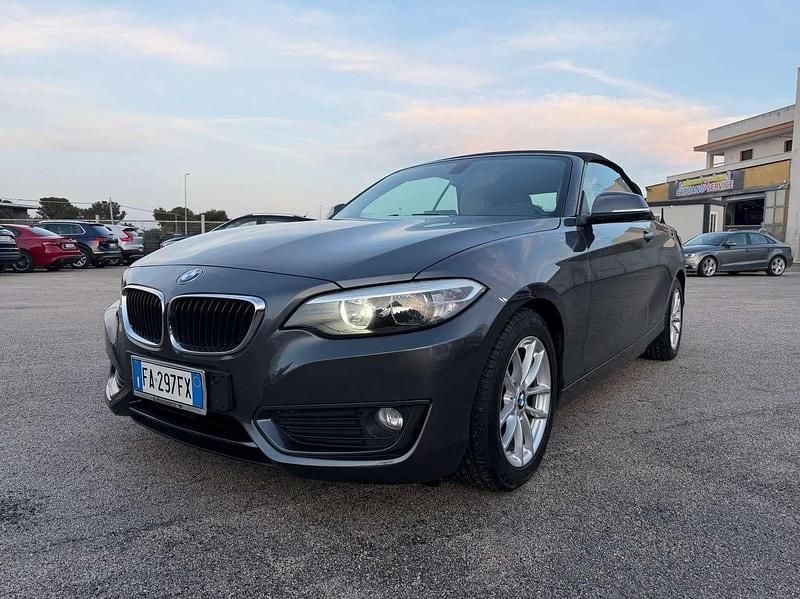 Usata BMW 220 Advantage 190 CV (139 kW) 2015 Grigio Cabrio
