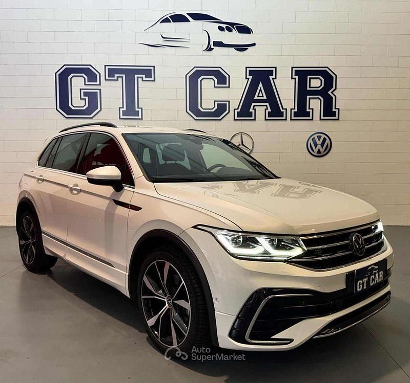 Usata VW Tiguan R-line 150 CV (110 kW) 2024 Bianco SUV