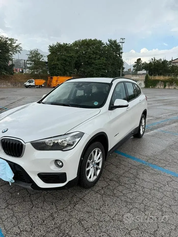 Usata BMW X1 Advantage 190 CV (139 kW) 2017 Bianco SUV