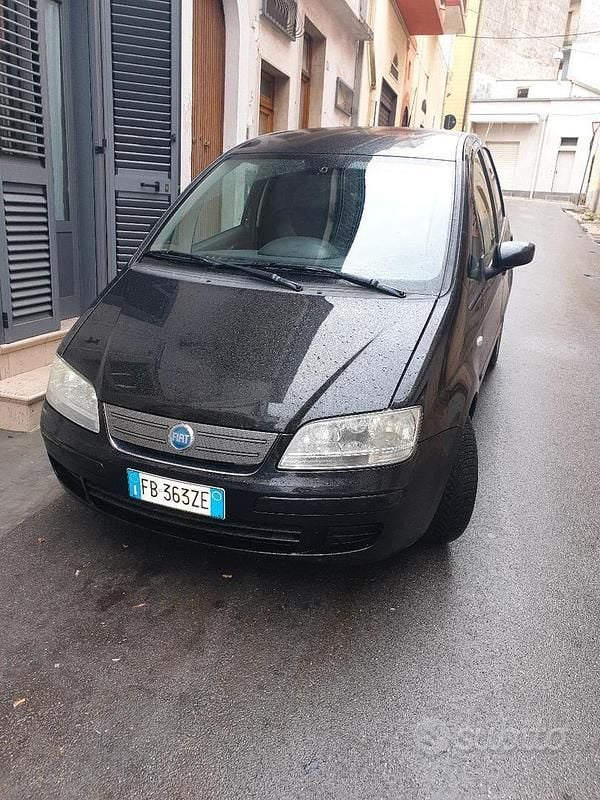 Usata Fiat Idea 129 CV (94 kW) 2009 Nero Monovolume