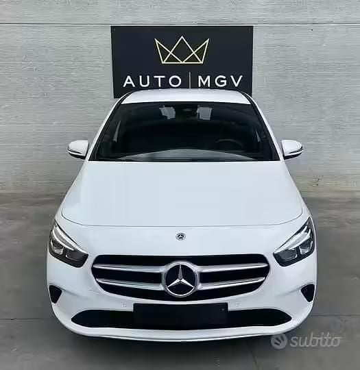 Usata Mercedes B180 116 CV (85 kW) 2022 Bianco Monovolume