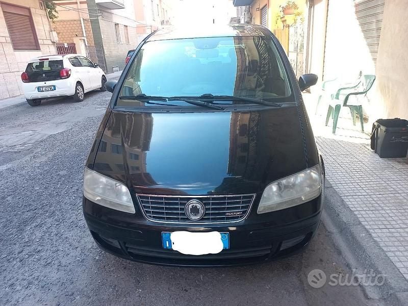 Usata Fiat Idea 90 CV (66 kW) 2009 Nero Monovolume