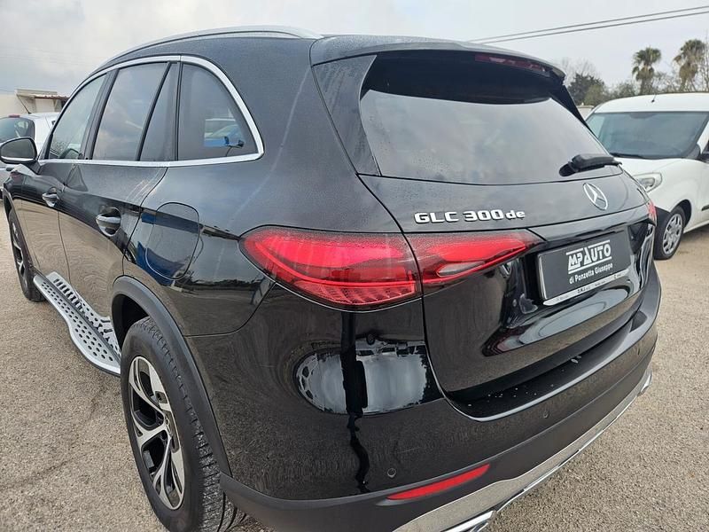 Usata Mercedes GLC300e Advanced Plus 197 CV (144 kW) 2023 Nero Station wagon