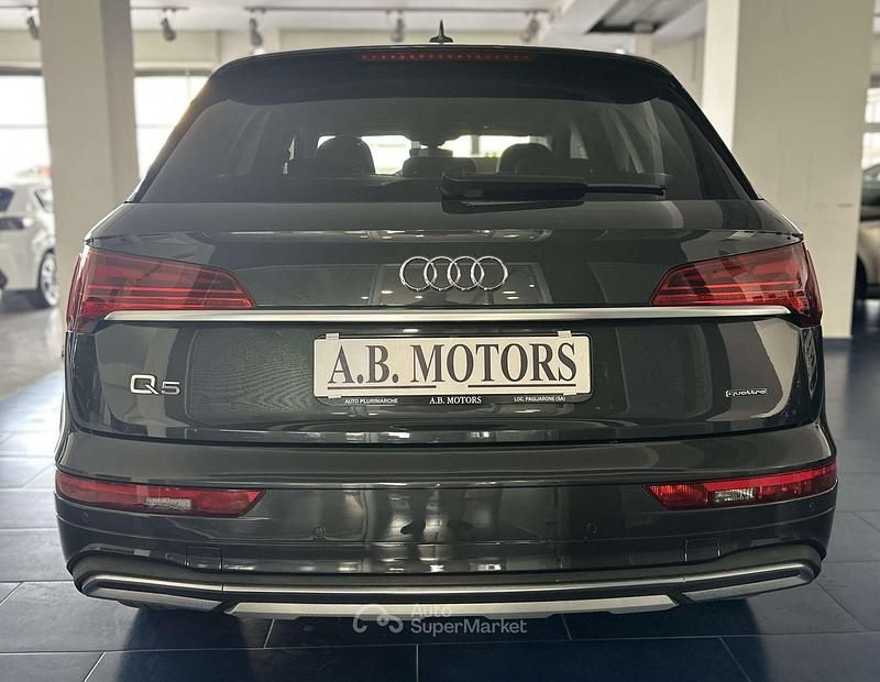 Usata Audi Q5 Advanced 204 CV (150 kW) 2021 Grigio SUV