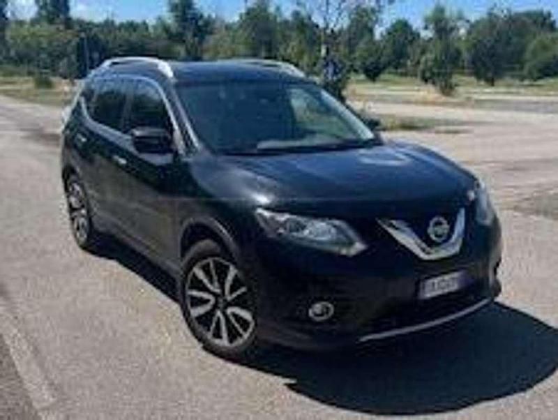 Nero Usata 2016 Nissan X-Trail Tekna SUV | 8900 € (Super prezzo) - Immagine 1/4