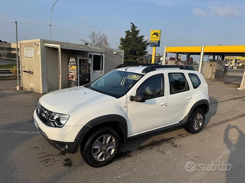 Usata Dacia Duster 2016 Bianco SUV