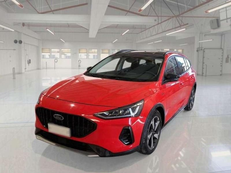 Usata Ford Focus Active 125 CV (91 kW) 2022 Rosso elixire tetto nero Station wagon