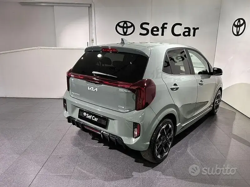 Usado Kia Picanto GT-Line 63 CV (46 kW) 2025 Verde Utilitario