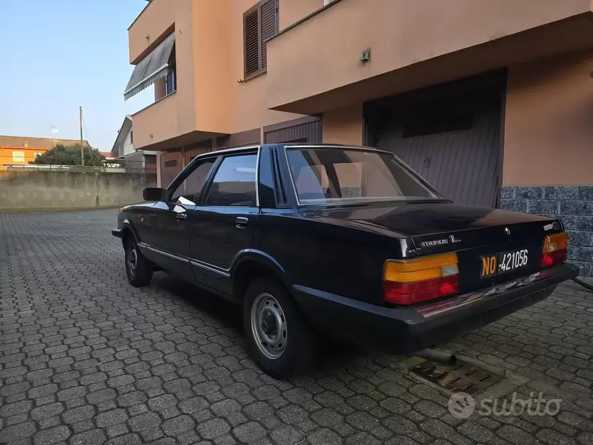 Usata Ford Taunus 63 CV (46 kW) 1980 Bluazzurro Berlina