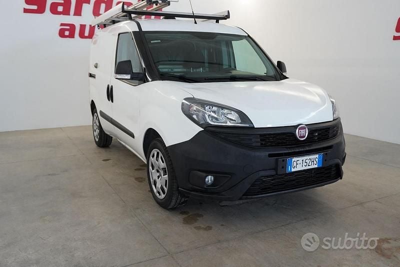 Usata Fiat Doblò Easy 119 CV (87 kW) 2021 Bianco Monovolume