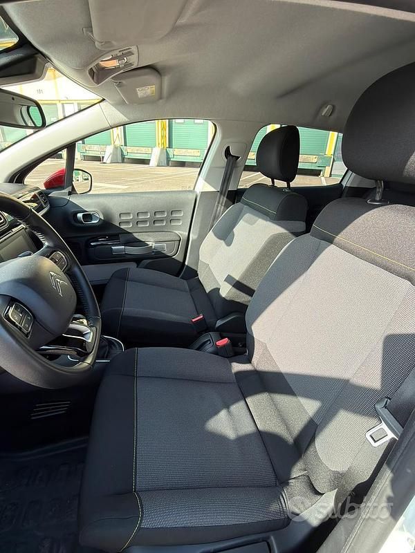 Usata Citroën C3 Shine 102 CV (75 kW) 2020 Bianco Utilitaria