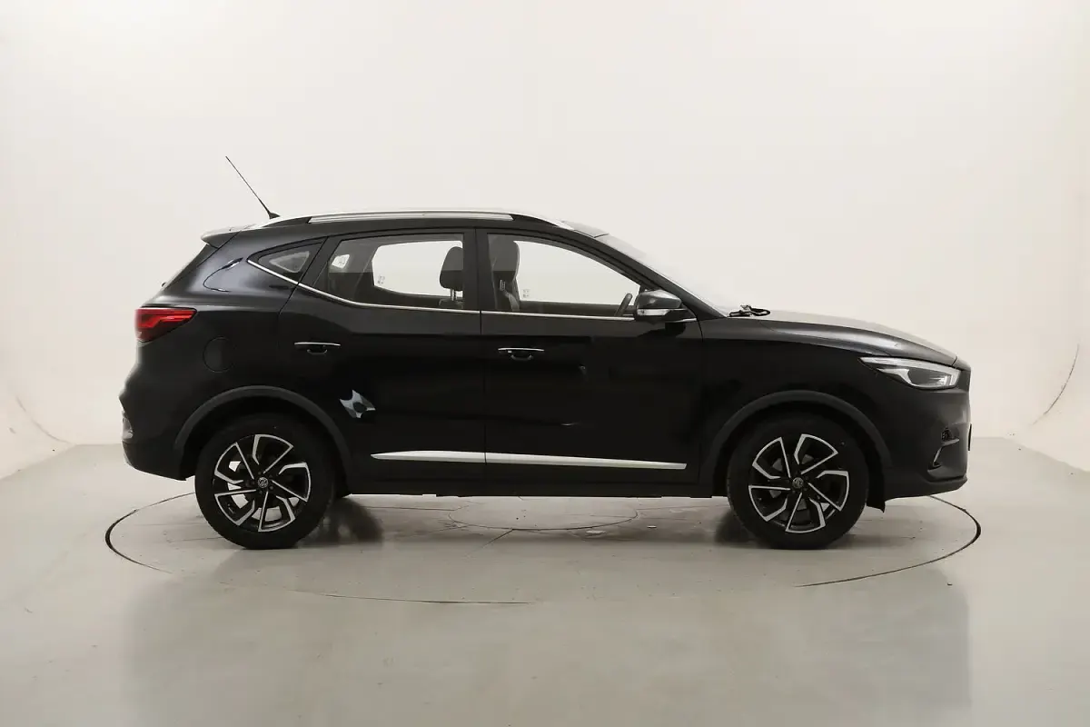 Usata MG ZS Luxury 111 CV (81 kW) 2022 Neronero SUV