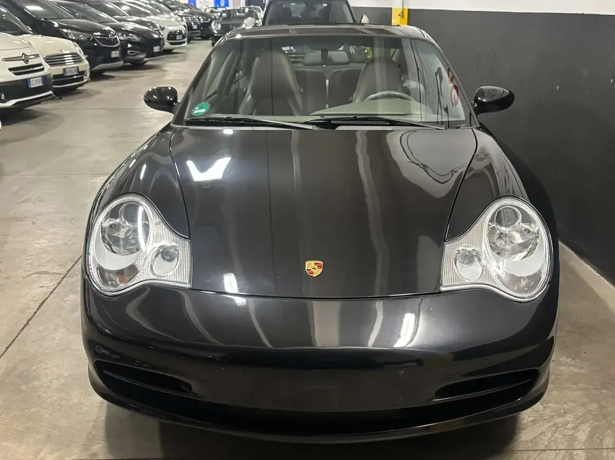 Usata Porsche 911 Carrera 4 320 CV (235 kW) 2001 Nero Coupé