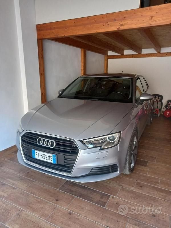 Usata 2018 Audi A3 S-Line Tre volumi | 16.900 € (Buon prezzo) - Immagine 1/4