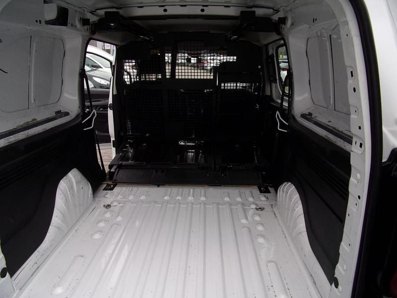 Usata Peugeot Partner 100 CV (73 kW) 2022 Bianco Monovolume