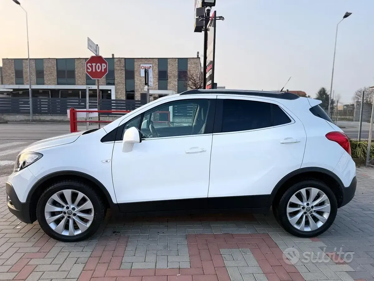 Usata Opel Mokka Cosmo 136 CV (100 kW) 2015 Bianco SUV