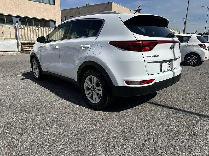 Usata Kia Sportage Active 116 CV (85 kW) 2017 Bianco SUV