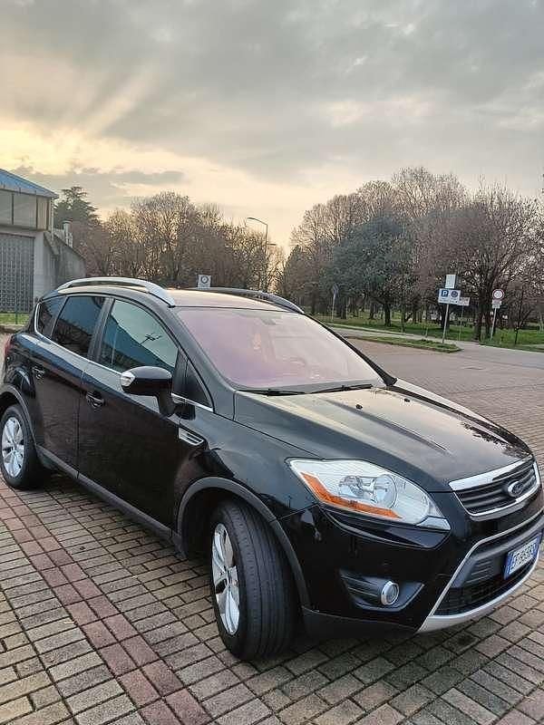 Usata Ford Kuga Titanium 163 CV (119 kW) 2010 Nero SUV