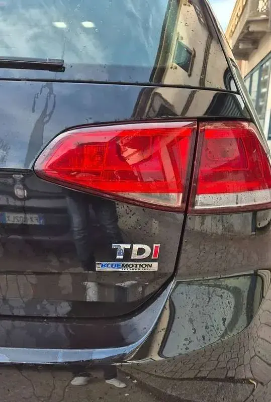 Usata VW Golf VII Trendline 105 CV (77 kW) 2013 Nero Berlina
