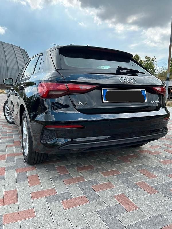 Usata Audi A3 Business 110 CV (80 kW) 2020 Nero Berlina
