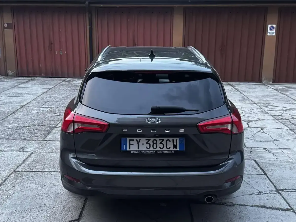 Usata Ford Focus Vignale 120 CV (88 kW) 2019 Other Station wagon