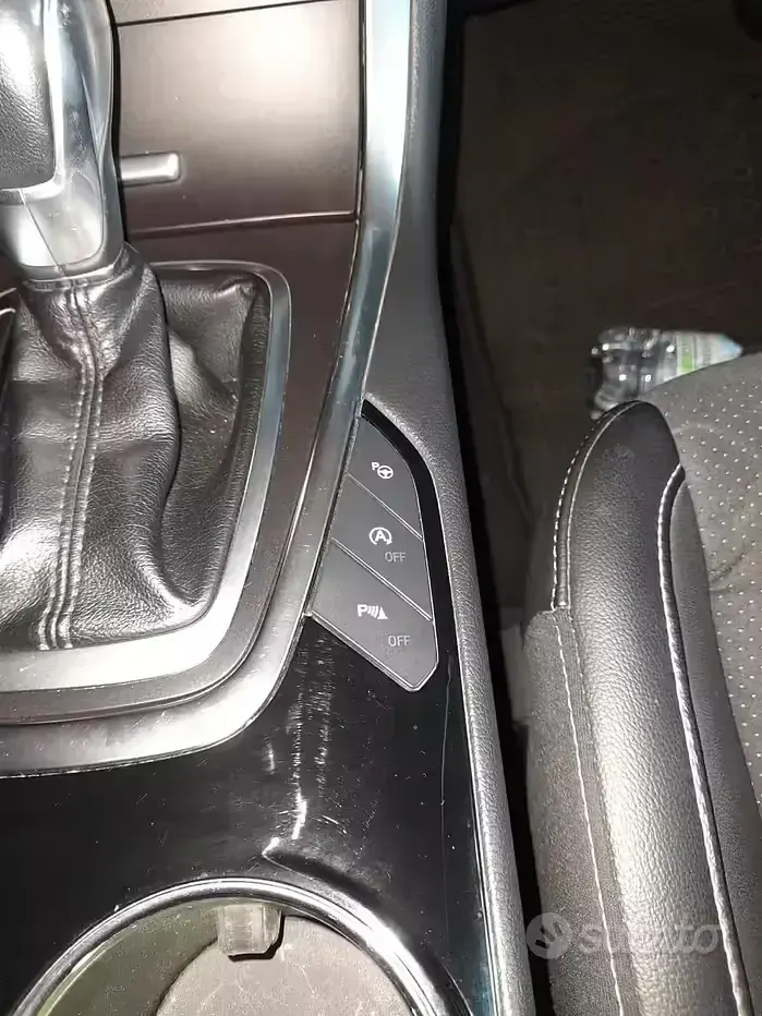 Begagnad Ford S-MAX S 150 HK (110 kW) 2016 Minibuss