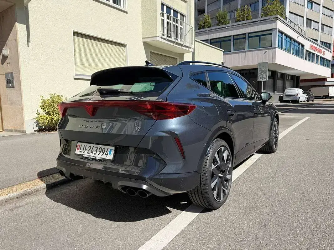 Usata Cupra Formentor VZ 333 CV (244 kW) 2025 Grigio SUV