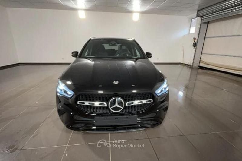 Nuova Mercedes GLA200 Advanced 150 CV (110 kW) 2026 Nero SUV
