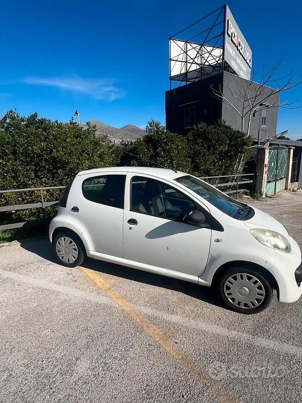 Usata Citroën C1 68 CV (50 kW) 2008 Bianco Utilitaria