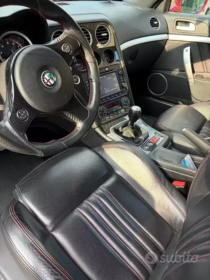 Usata Alfa Romeo Brera 200 CV (147 kW) 2010 Rosso Coupé