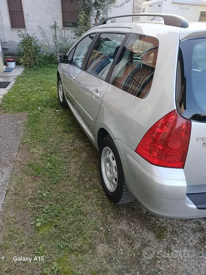 Usata Peugeot 307 90 CV (66 kW) 2007 Grigio Berlina