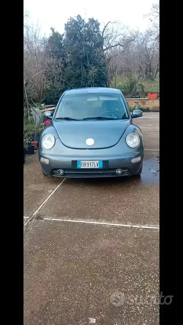 Usata VW New Beetle 90 CV (66 kW) 2003 Grigio Utilitaria