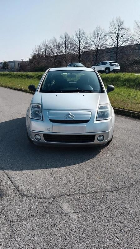 Usata Citroën C2 70 CV (51 kW) 2008 Argento Utilitaria