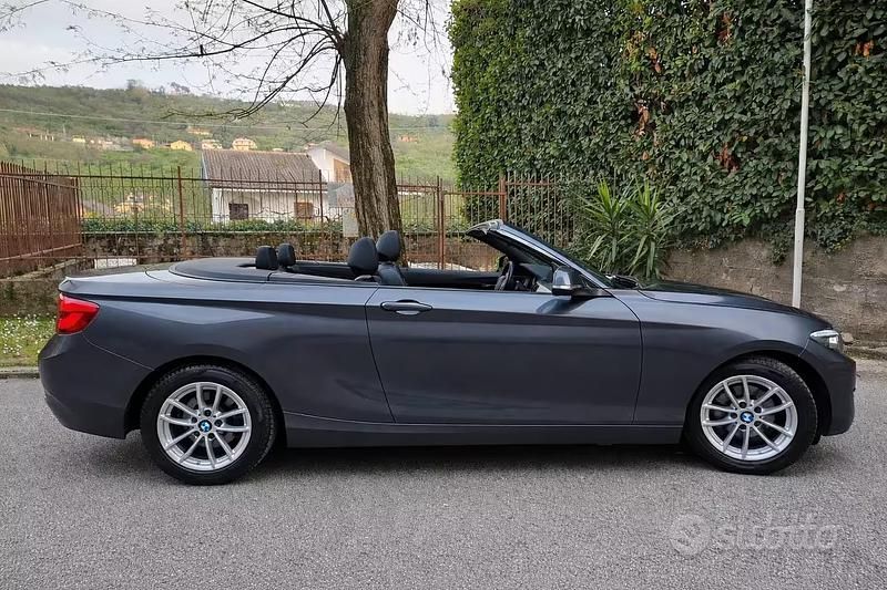 Usata BMW 218 Advantage 136 CV (100 kW) 2018 Nero Cabrio