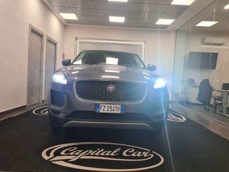 Usata Jaguar E-Pace 179 CV (131 kW) 2019 Grigio SUV