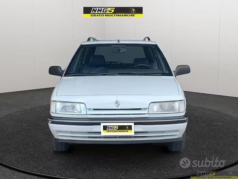 Usata Renault 21 93 CV (68 kW) 1991 Bianco Station wagon