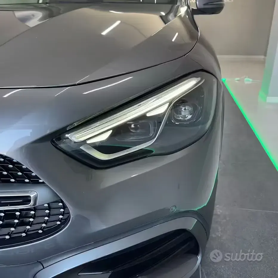 Usata Mercedes GLA200 Advanced 150 CV (110 kW) 2023 Grigio SUV