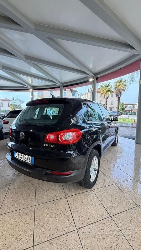 Usata VW Tiguan Trendline 140 CV (102 kW) 2009 Nero SUV