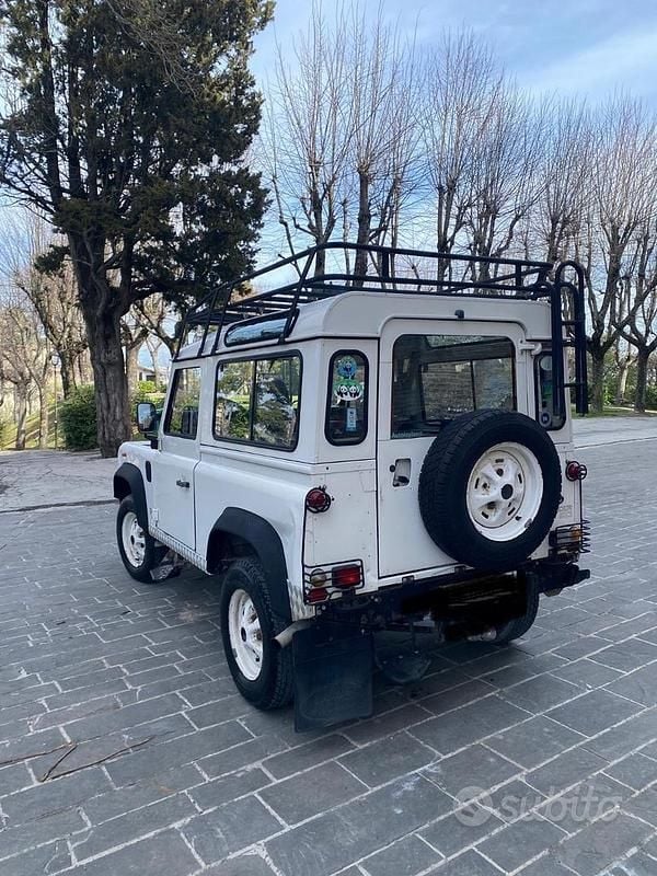 Usata Land Rover Defender 1990 Bianco SUV